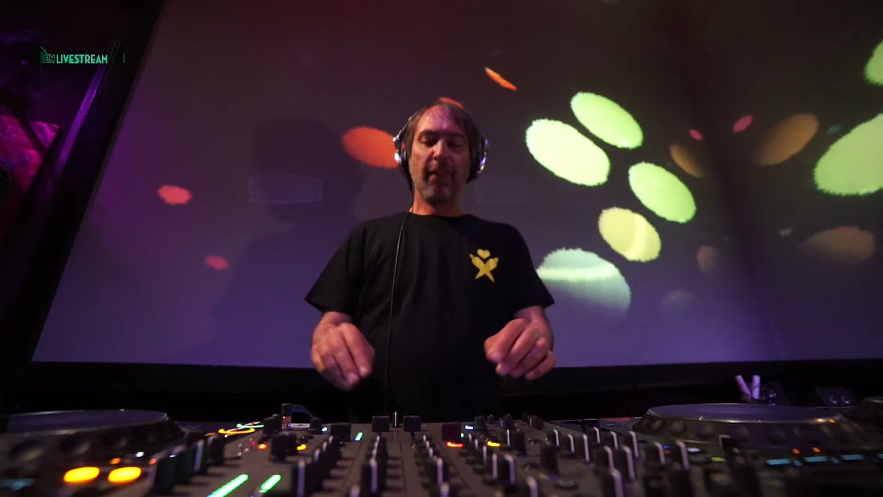 Karotte - All Night Long Livestream