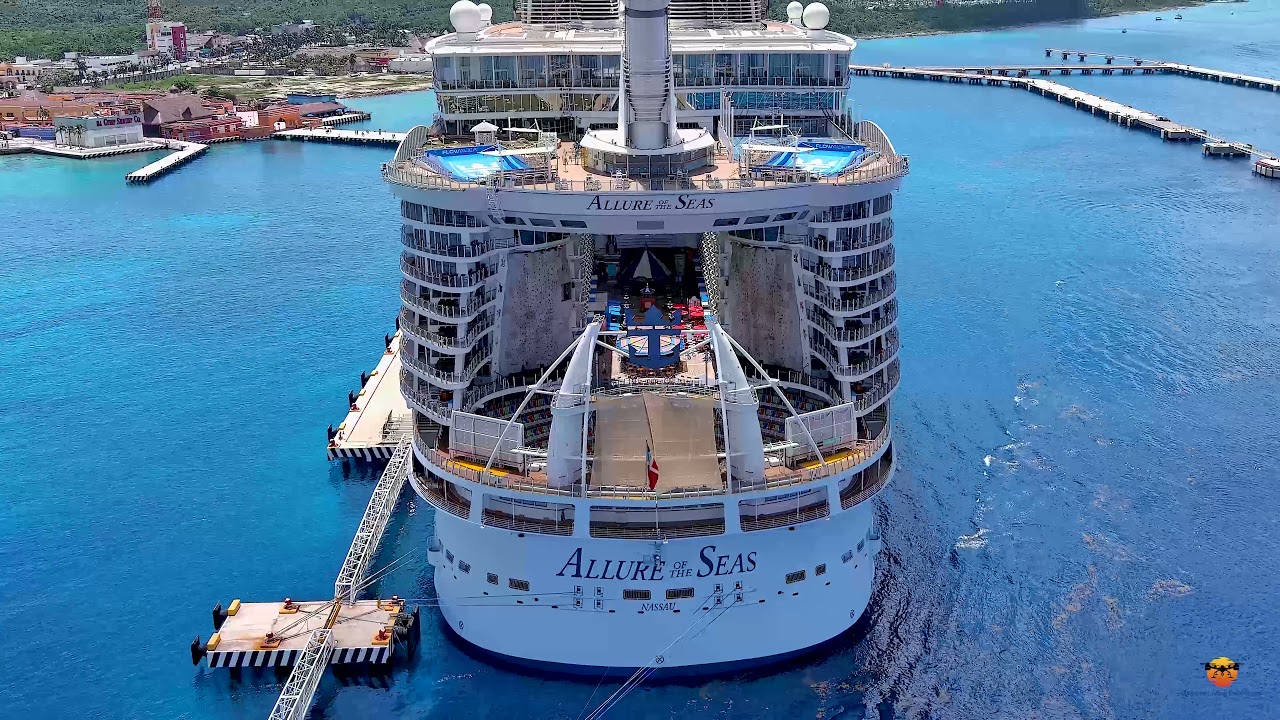 Royal Caribbean cruise ship Allure of the Seas Aerial