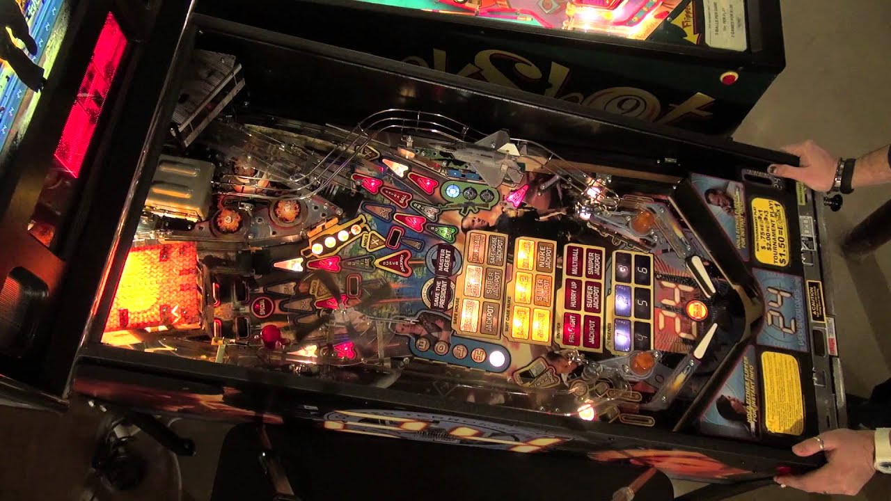 Stern 24 Pinball Machine Review - 2009 - Steve Ritchie - John's Arcade on the Road!