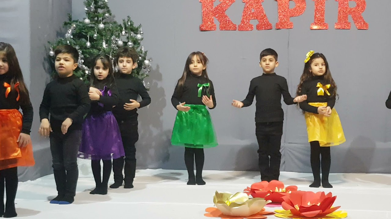 باخچێ مە رەنگینە هاتە گوتن ژلایێ چەند زاروکێن جوان..