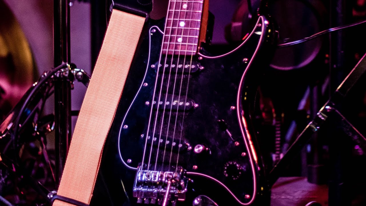 Groovy Rock Fusion Backing Track/Guitar Jam in F# Dorian [Straight To The Point]