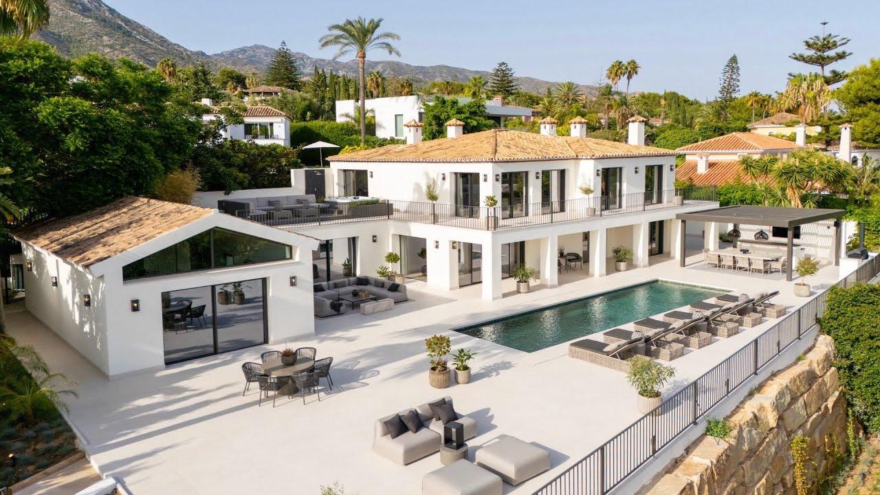 Luxury Andalusian-Style Villa for Sale on Marbella’s Golden Mile | €7.800.000 | Marbella Hills Homes