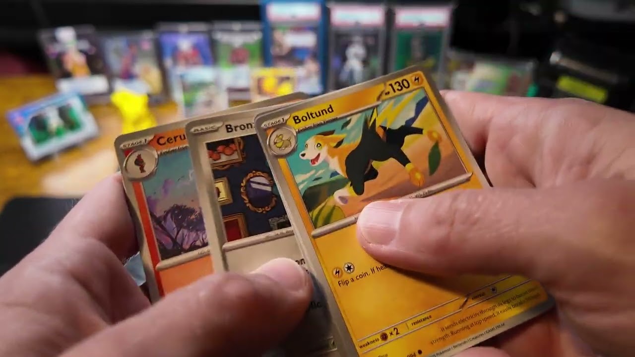 Opening a Pokémon day box from Gamestop. A look into our Phantasmal flames master set.