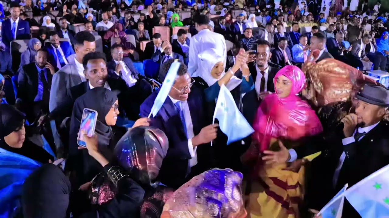 Hees cusub madaxweyne qoor qoor | xabad muuse 14 August 