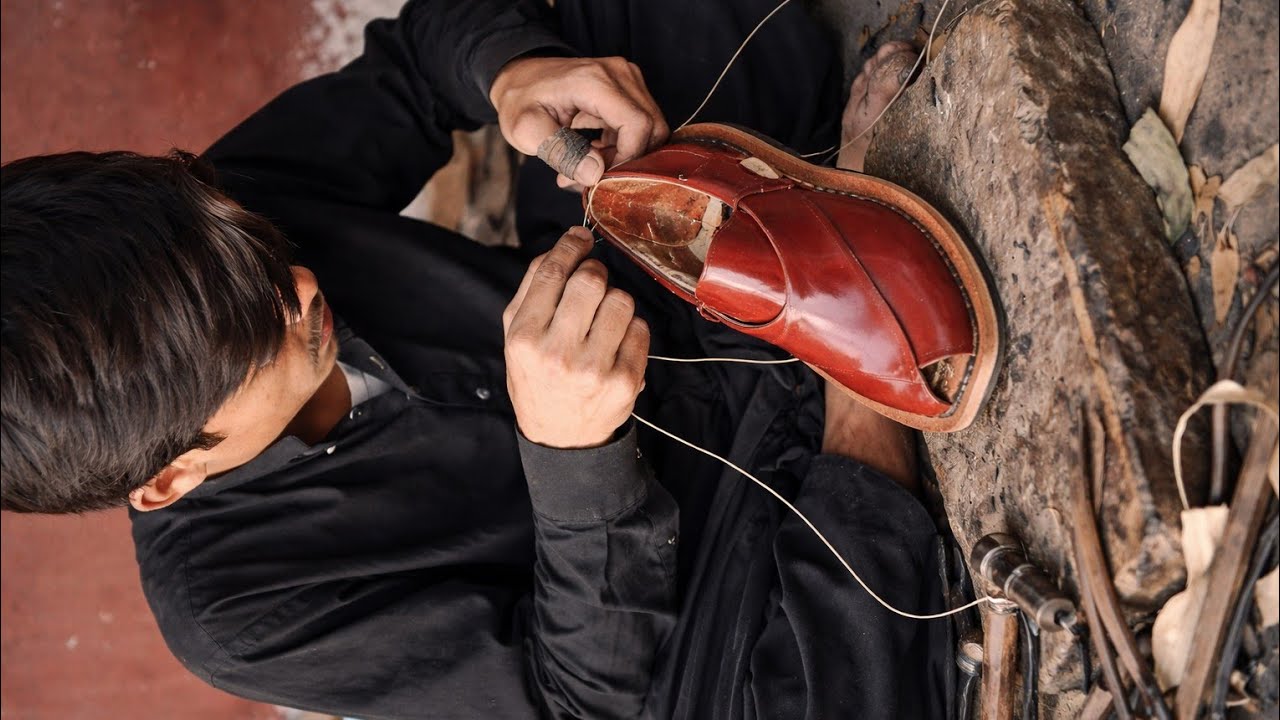 Beautiful Stitching Of A Red Peshawari Chappal To Final Process By Shoe Making # The Product Makerzz