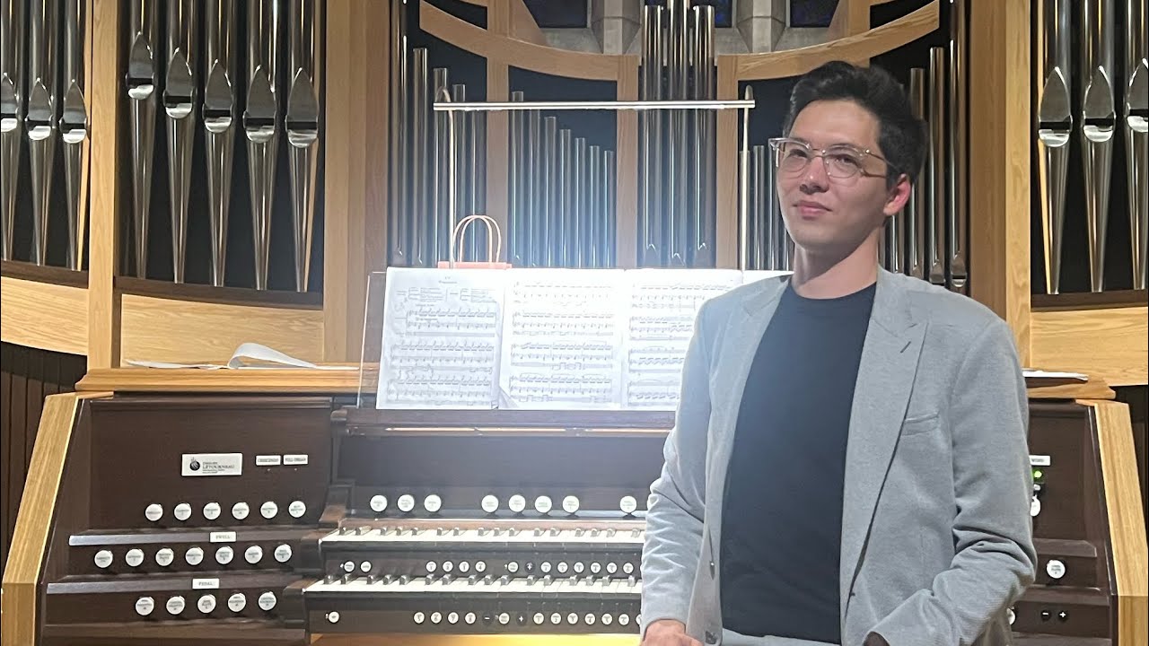 J. S. Bach - Organ Concerto in A Minor BWV 593 after Vivaldi RV 522