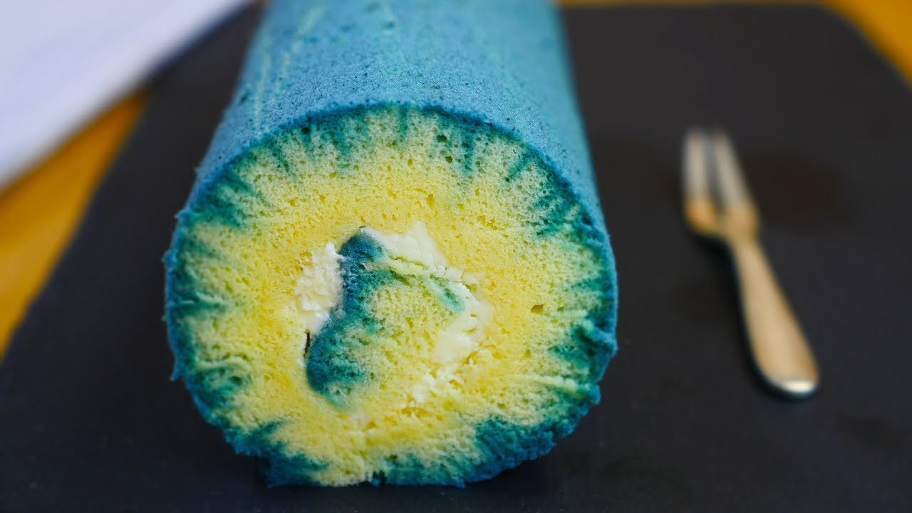 Butterflypea Blue Hurricane Roll Cake 青いハリケーンロールケーキ