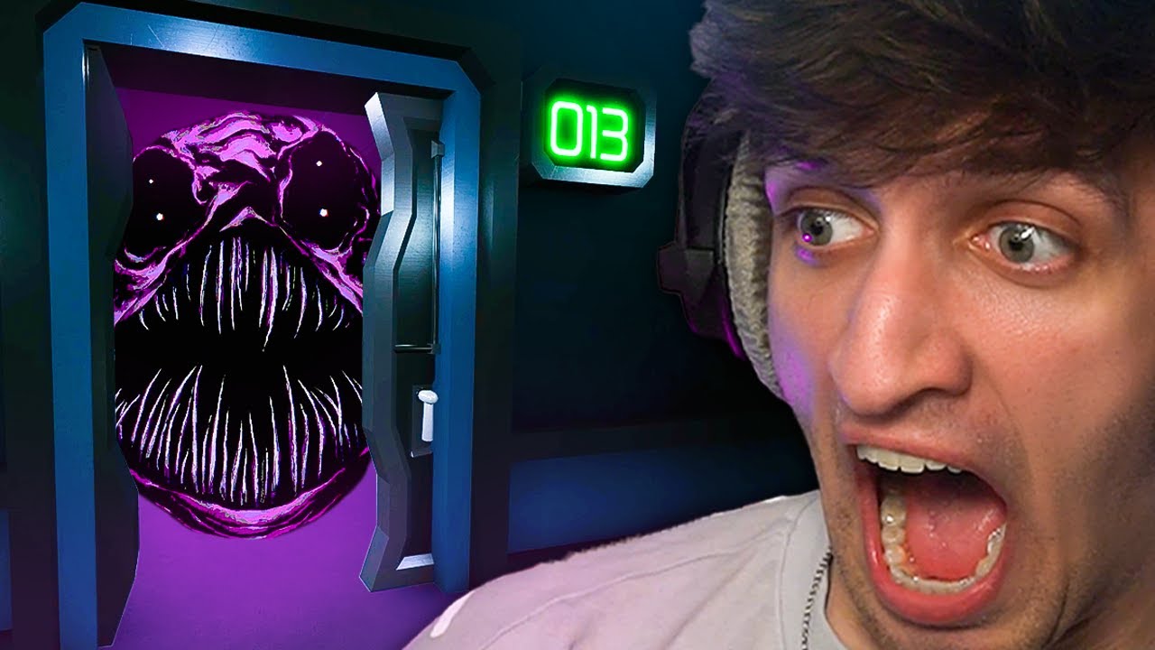 THIS ROBLOX GAME IS LIKE DOORS MIXED WITH SCP (Pressure)