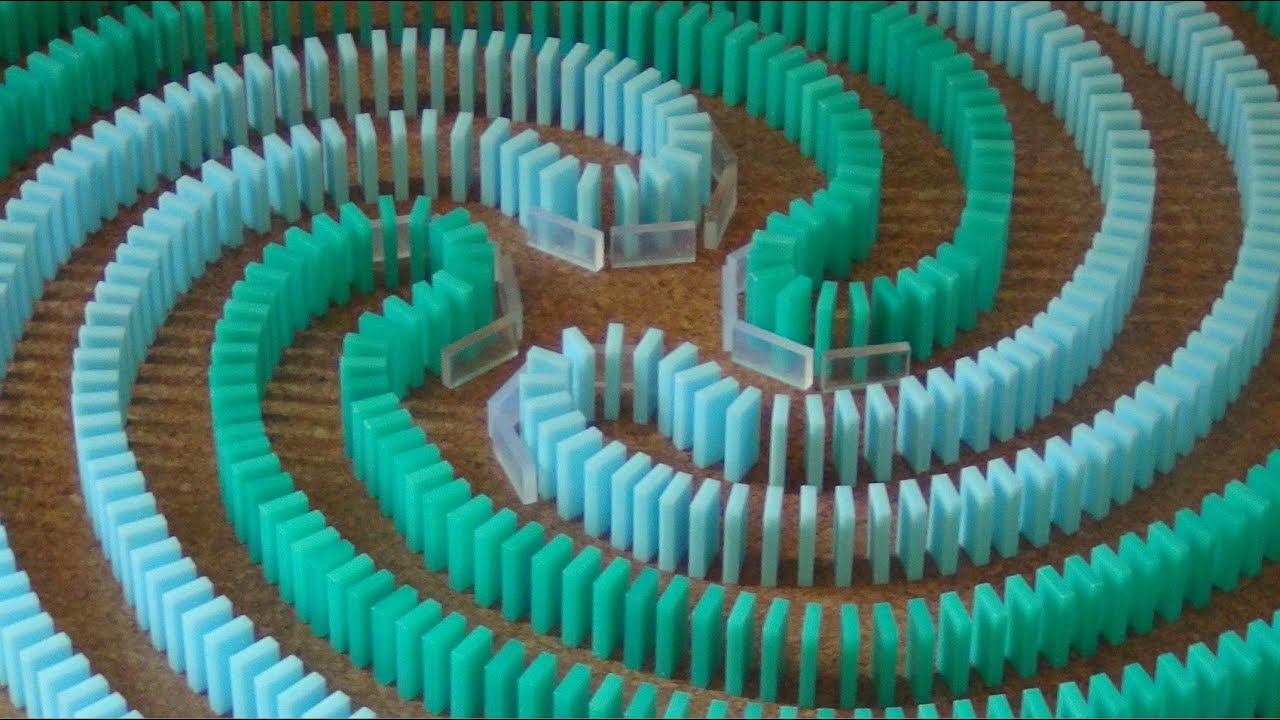 Domino Chaos - 14,000 Dominoes