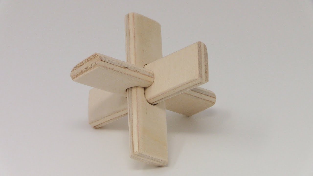 Rätselholzkreuz