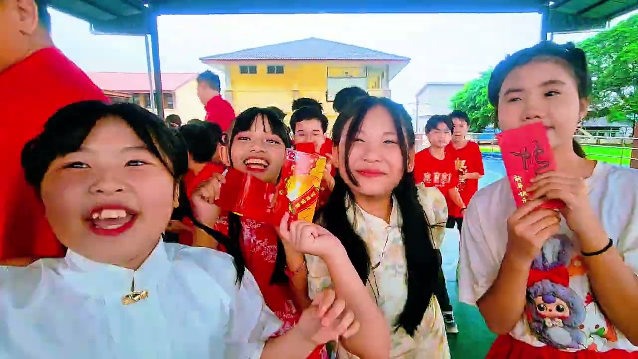 EPISODE 103 ~ 2026丙午年贺年歌曲～《庆祝》CHINESE NEW YEAR SONG 2026