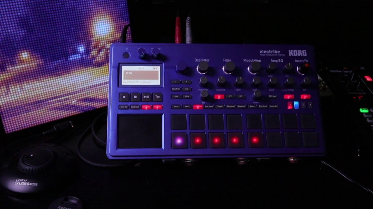 LATE NIGHT IMPROV WITH KORG E2 / JX03 / MICROCOSM / COSMOS / MX1 / CHROMA CONSOLE
