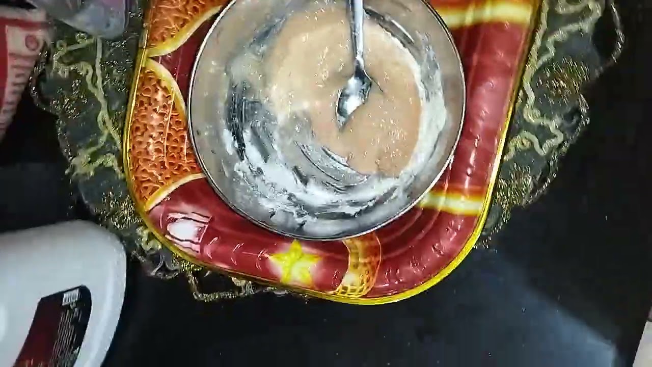 مسك كورات السكر في بيت مكونات تحفه وبسيطه 