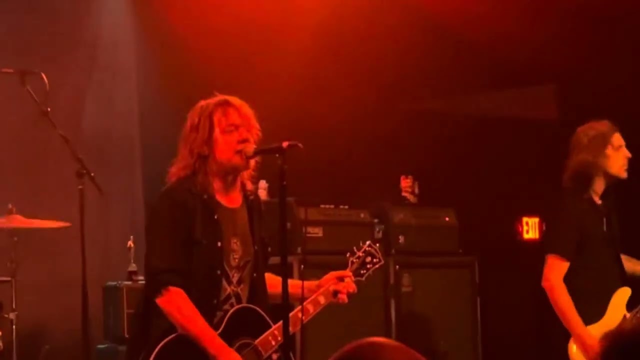 Soul Asylum ~ Runaway Train