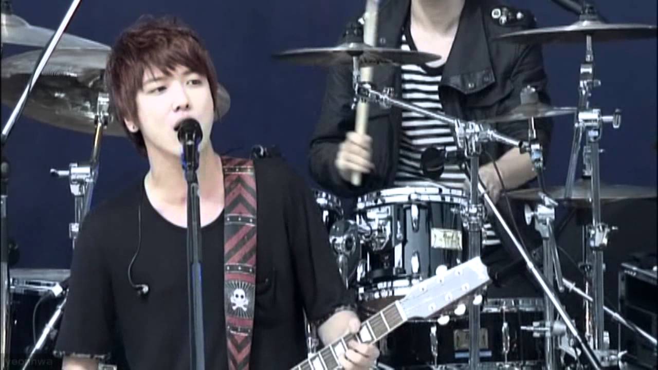 [HD] CNBLUE Major Debut Single Release Event 3_Mr. KIA(Know It All)