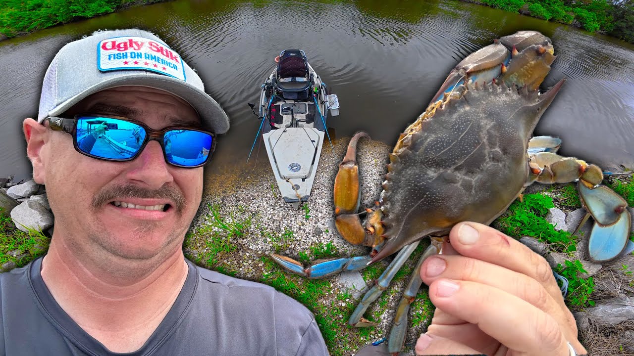 What a STRANGE day CRABBING from my KAYAK