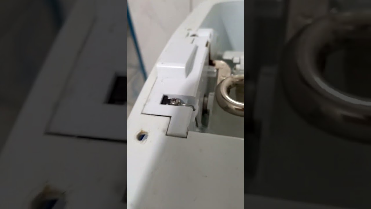 Máquina de gelo dando erro de sensor Ice Full