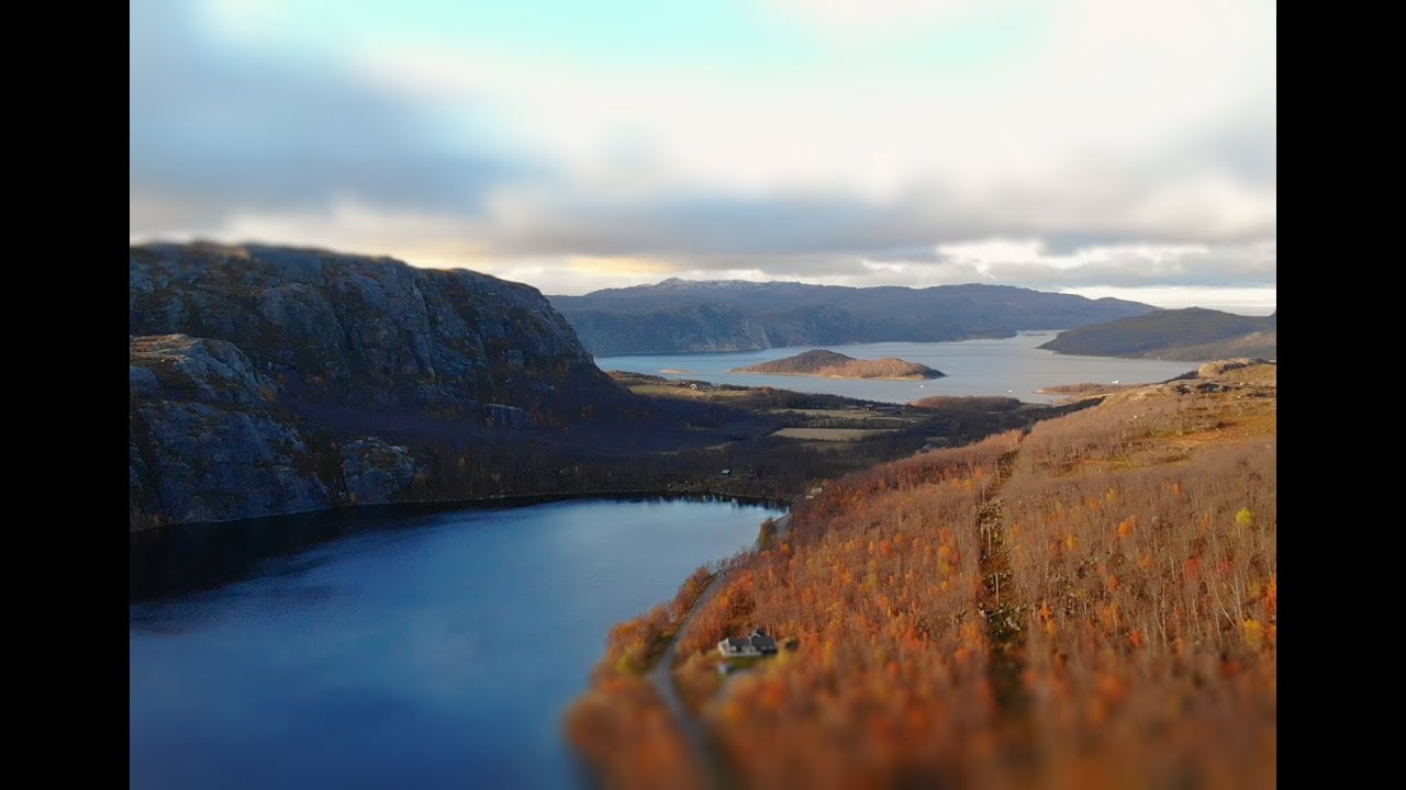 The Beauty Of S&oslash;r-Varanger -  Lanabukt and Tamasjokkvannet