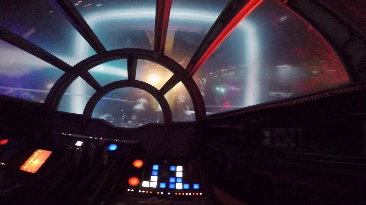 Millennium Falcon Smugglers Run (Right Pilot POV)