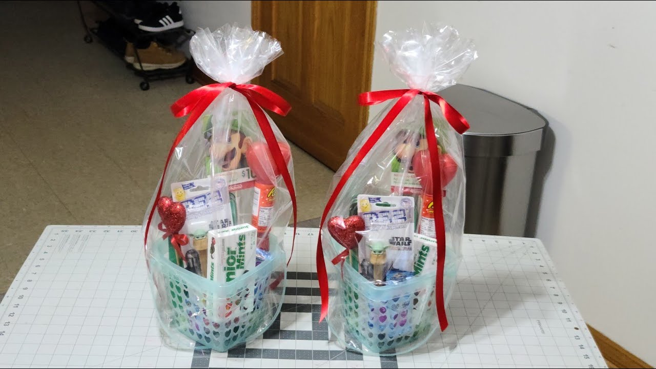 #valentine DIY Kids Valentine's Gift Baskets