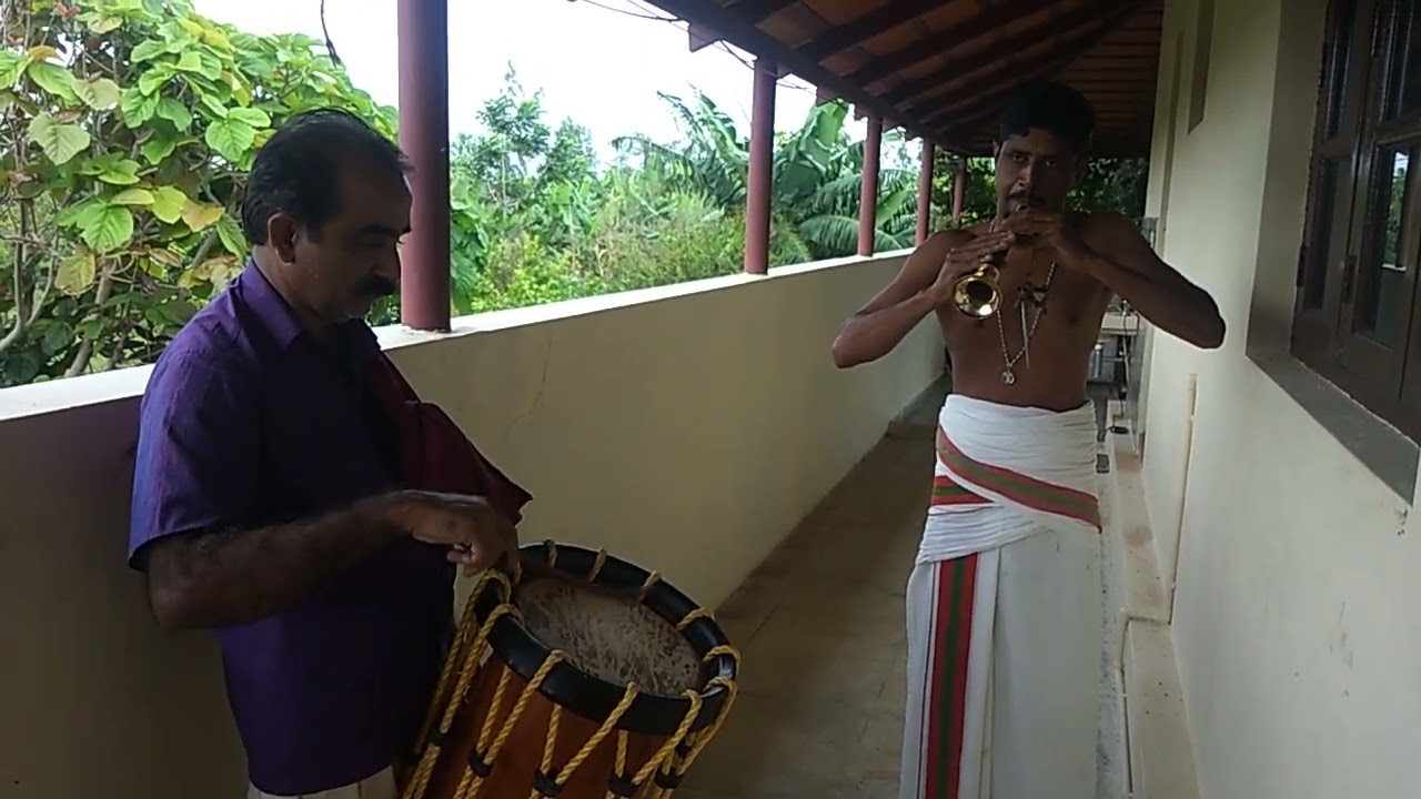 Pathikalam kuzhal by JineshT