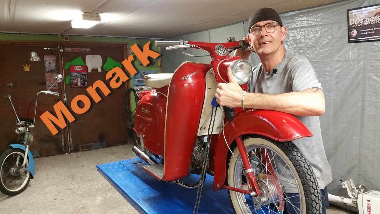 Gammal moped - Monark monarscoot. Fortsätter med en favorit.