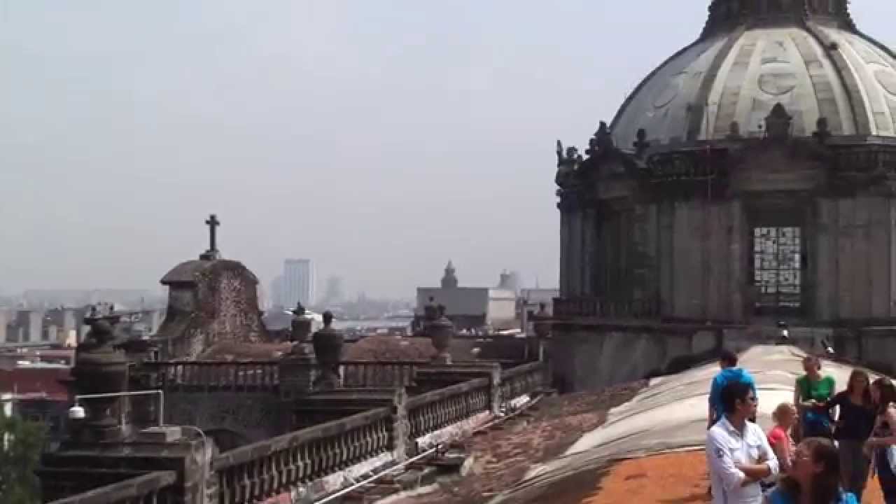 Toque del Angelus en la Catedral Metropolitana de la Ciudad de México