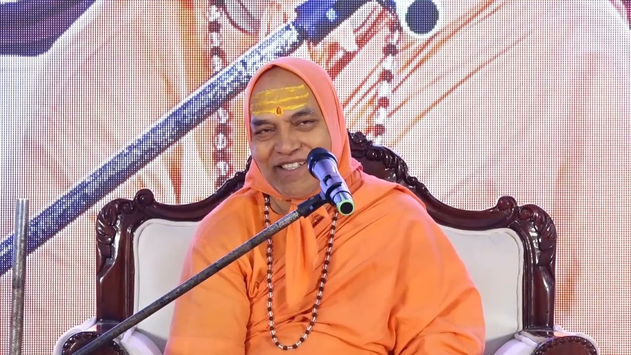 Interconnectedness of Guru Ishwar & Atman by Sw. Pranavanandaji (DLS Vadodara Amrut Mahotsav)