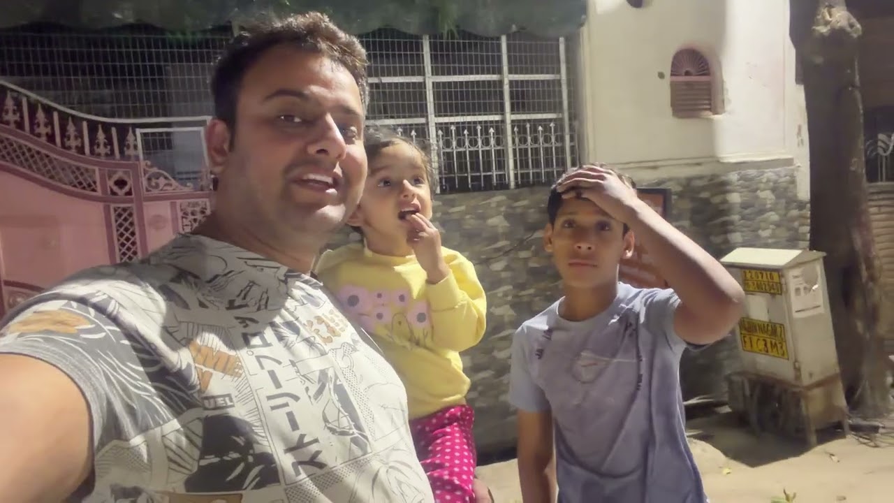 ओह यार 😲 इतने सारे बच्चे कोचिंग से लेने जा रहे हैं Ice Cream + पड़ोसी का स्कूटर 😅 | Family Vlog