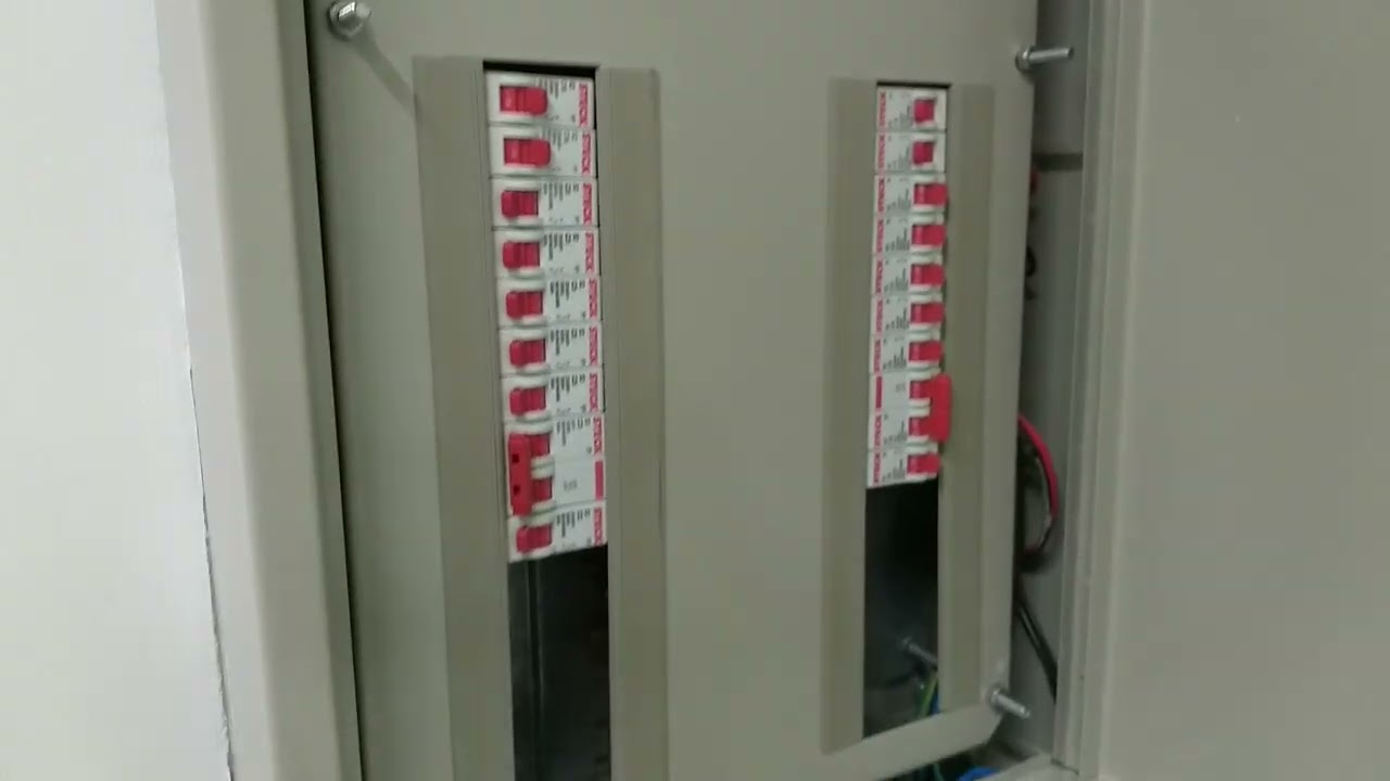 Finalizando mais um quadro de distribuição QDG