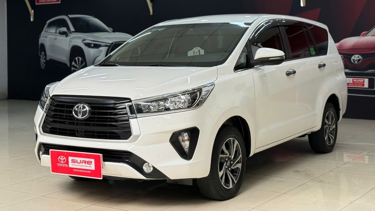 Toyota Innova 2.0E 2023 - ODO 73.000km 