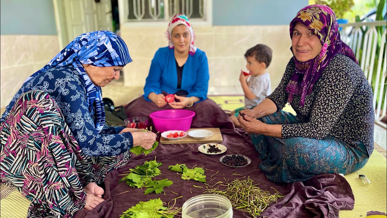 90 YAŞINDA NENEM'E PİZZA YEMEĞİNİ SORDUK 😍 KÖY HAYATI TAZE YAPRAK HASADI GÜNLÜK YAŞAM