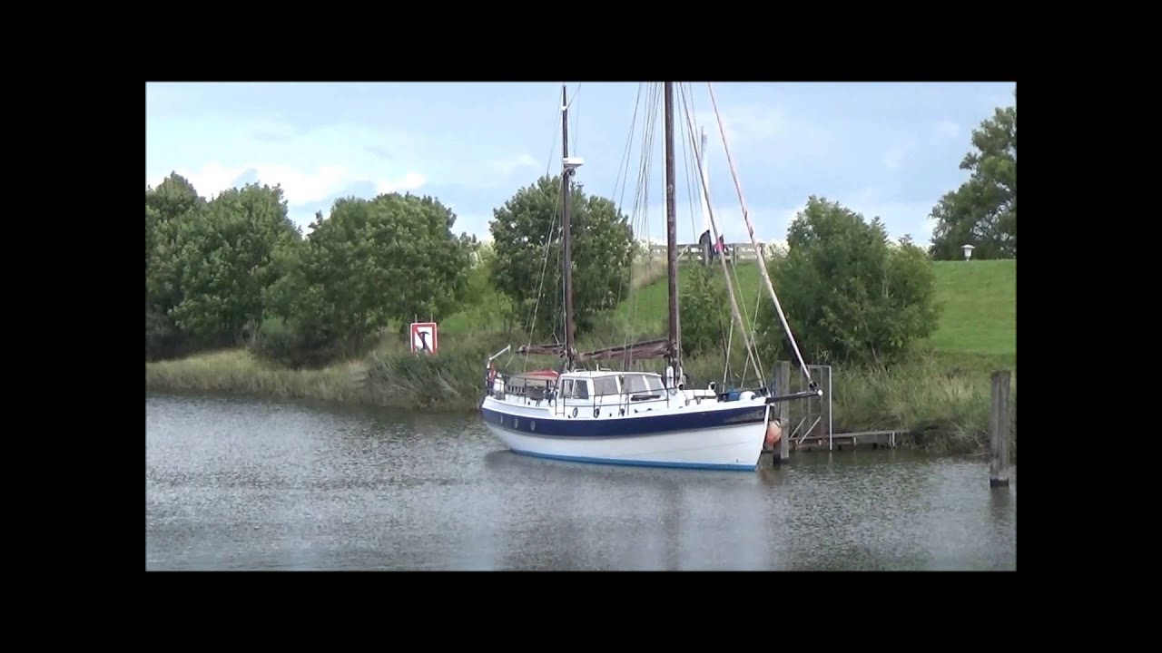 Hooksiel -  Hafen und Promenade