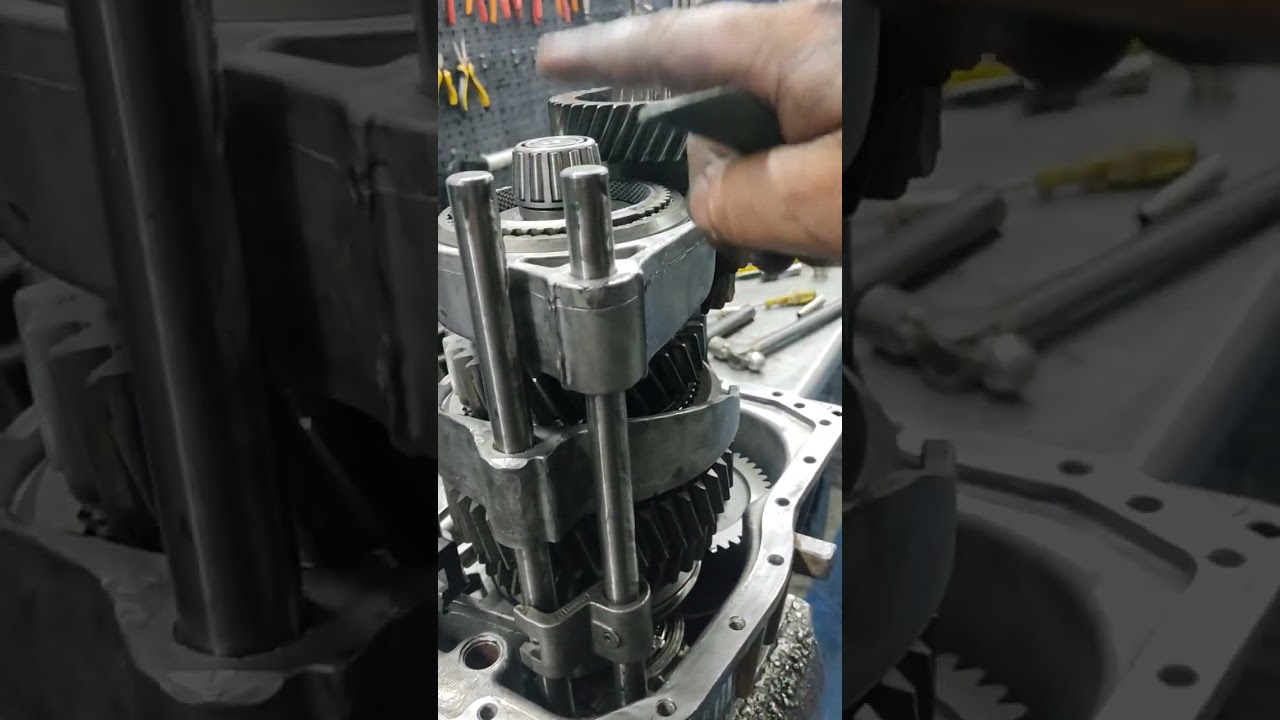 Caixa de câmbio eaton 4505c tirando algumas dúvidas na montagem. #japa #cambio #eaton #mecanica