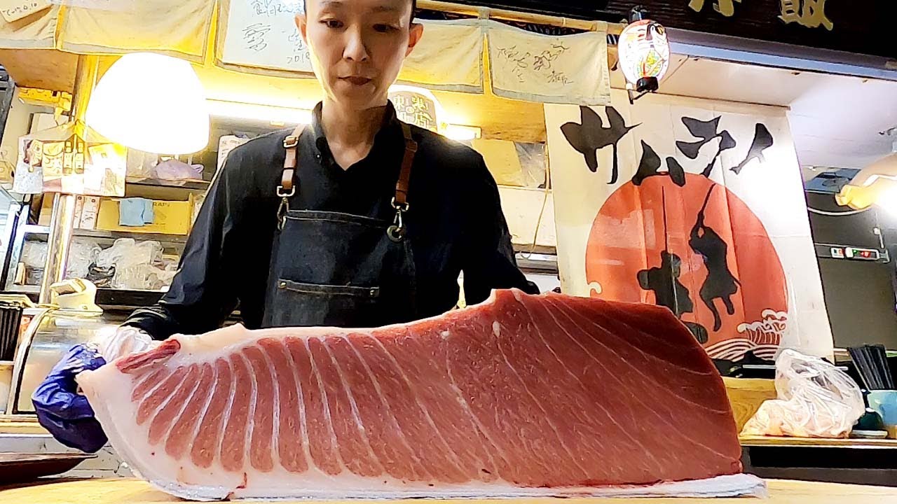 ШОУ НАРЕЗКИ ТУНЦА BLUEFIN И БЛЮДА САШИМИ