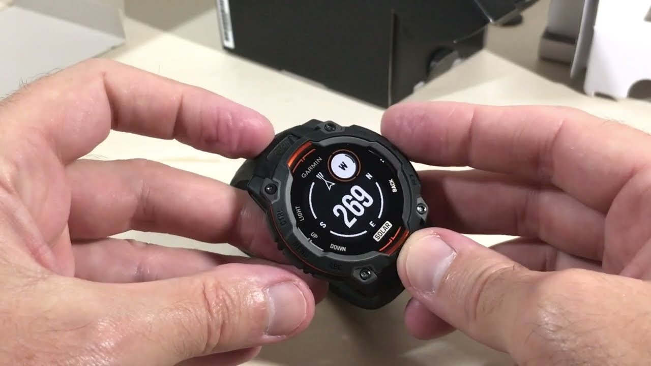 Распаковка Garmin Instinct 3 Solar | Первое включение! ⌚☀️