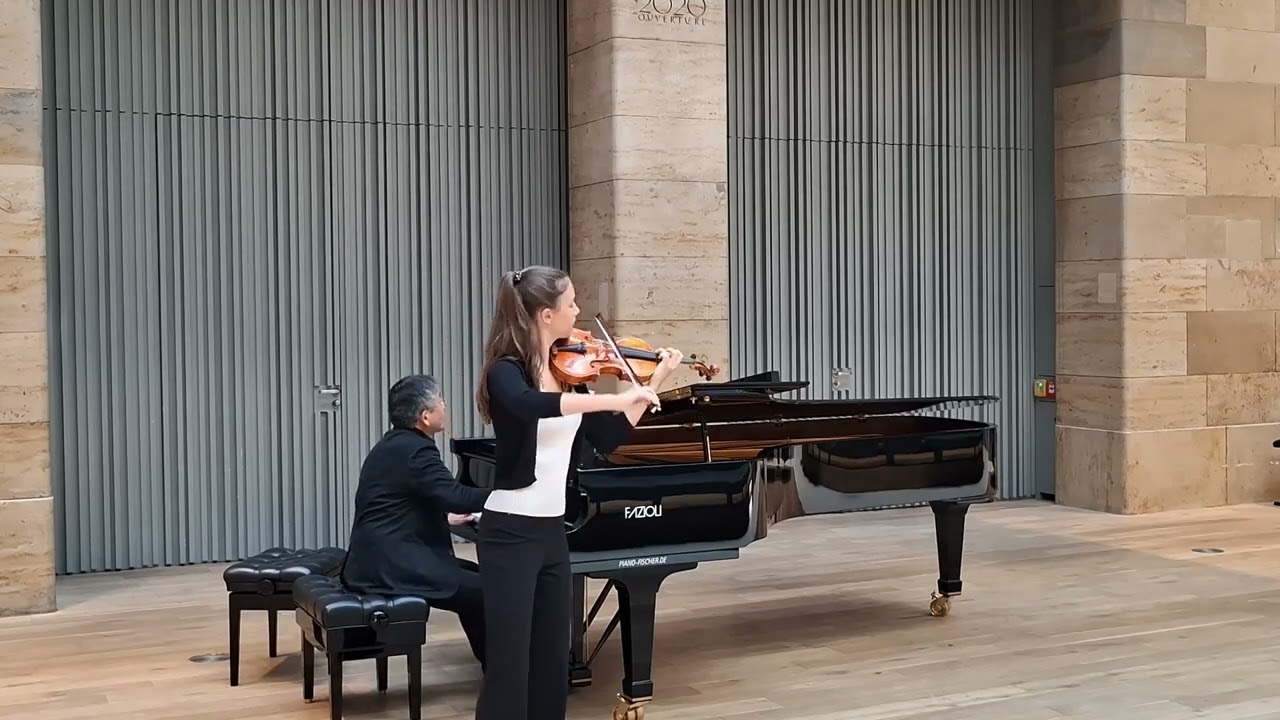 Viktoria Aurelia Höck plays Henryk Wieniawski, Violin Concerto No. 2 in D minor, 1st mov , July 2025