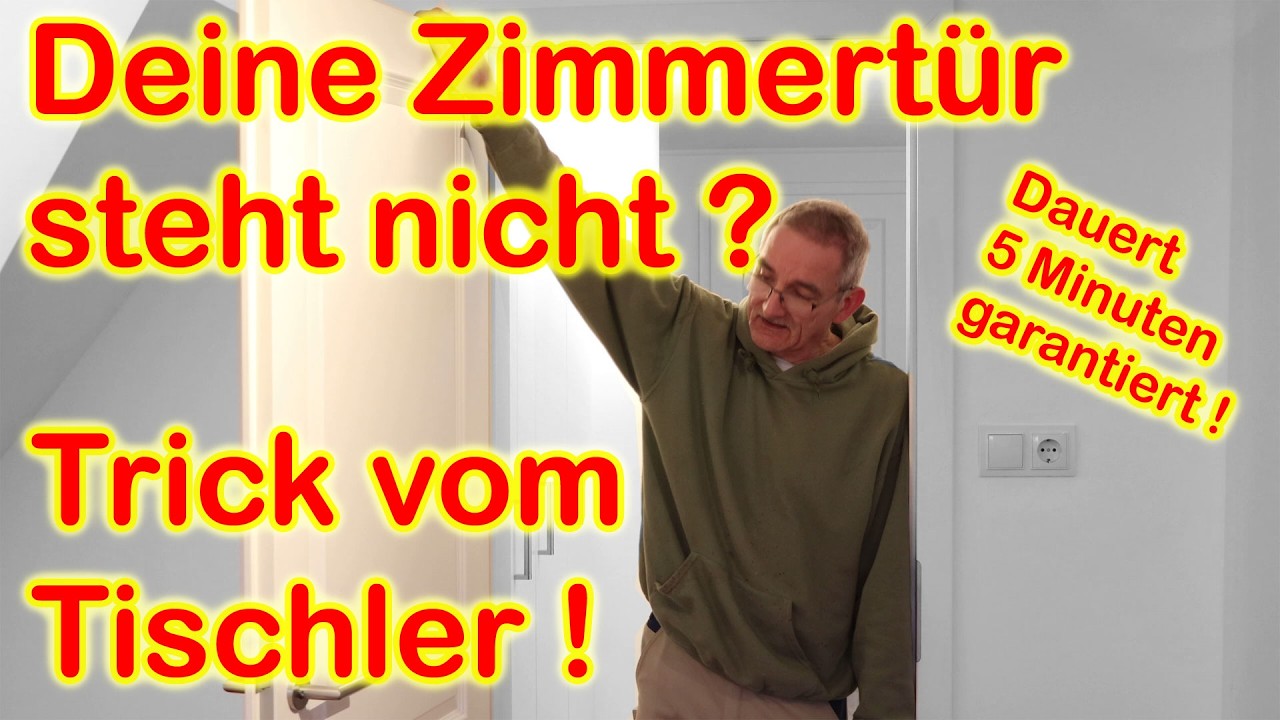 Die Zimmertür fällt von alleine zu oder geht auf?