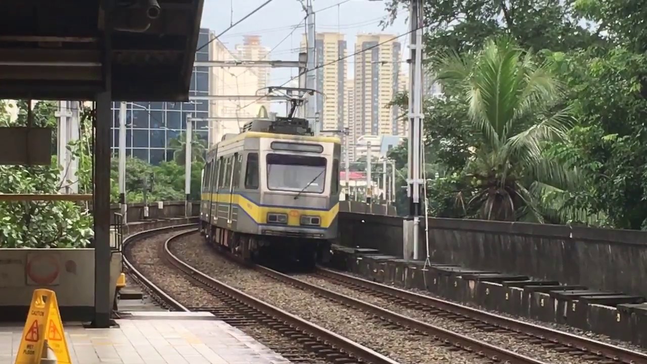 LRT-1 2nd Generation (2G) LRV Departing Central Terminal