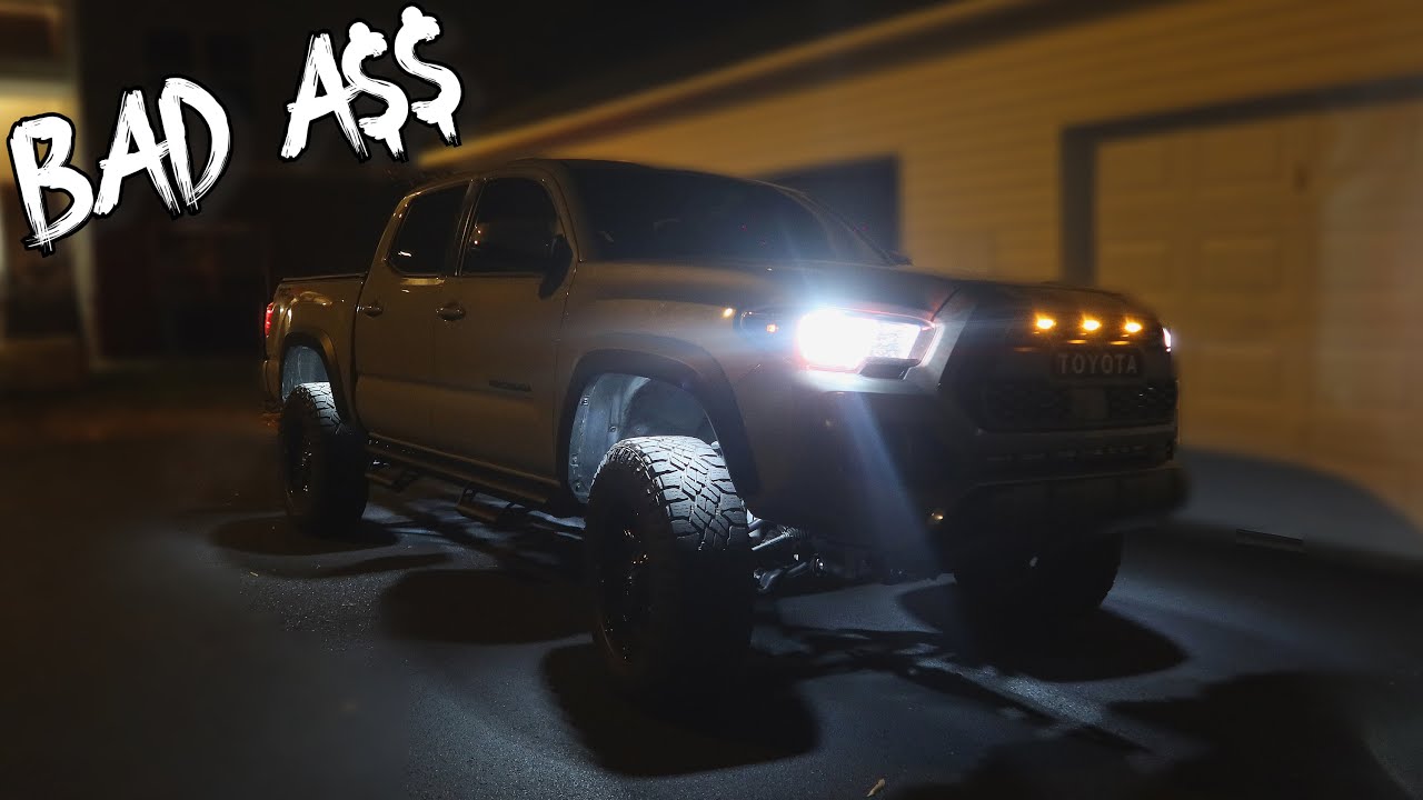 2020 Lifted Tacoma ROCK LIGHT - INSTALL and Review (BEST MOD)