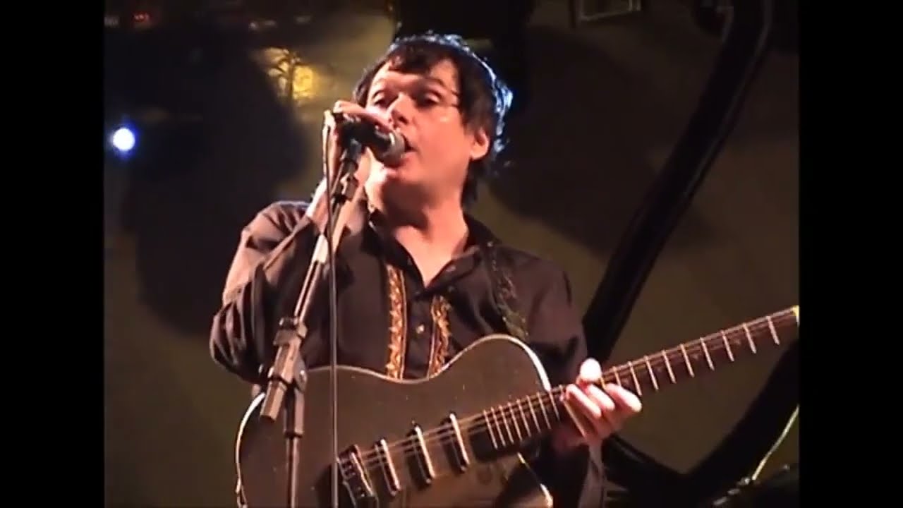 Júpiter Maçã - Beatle George (Demo Sul 2010)