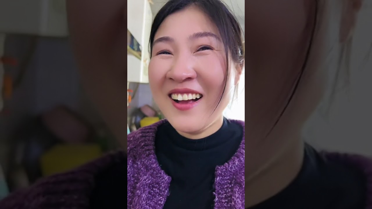 A couple of days ago my husband said that he had eaten a few dumplings filled with wild ve