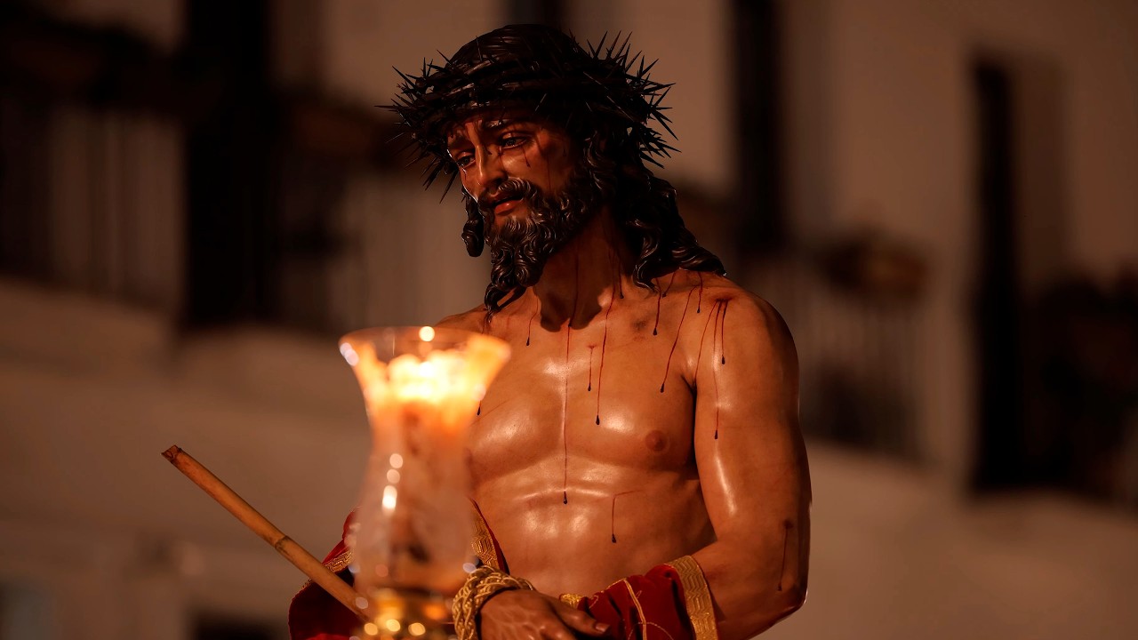 Y fue azotado y Noches de Lunes Santo | Humildad de Marbella en su traslado 2025