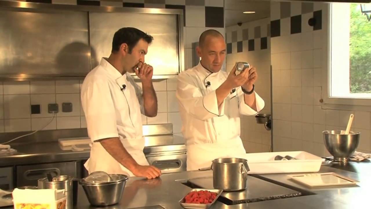 Cuisine Culture™ how to prepare  Raspberry Vacherin at 3 Star Michelin Restaurant Arnaud Lallement