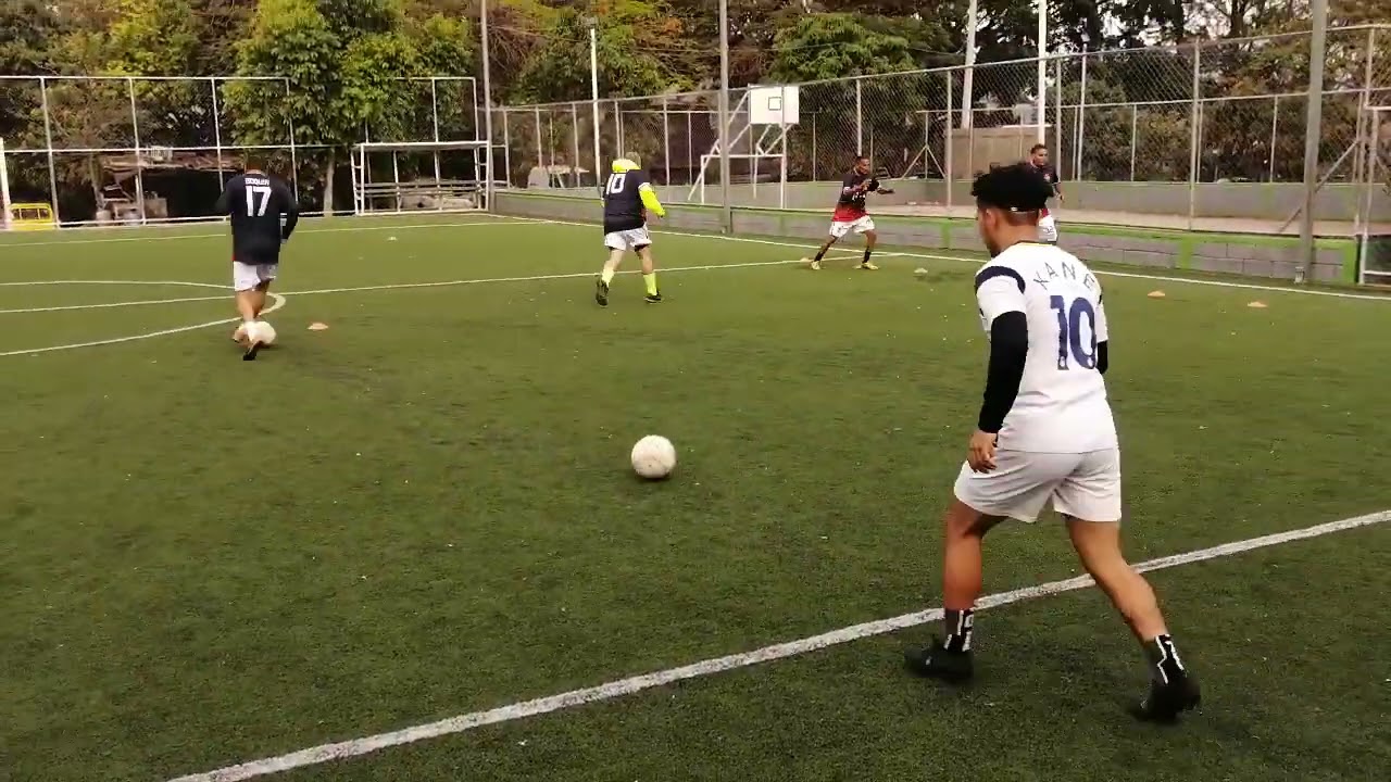 Variantes de trabajo físico técnico en Futbol