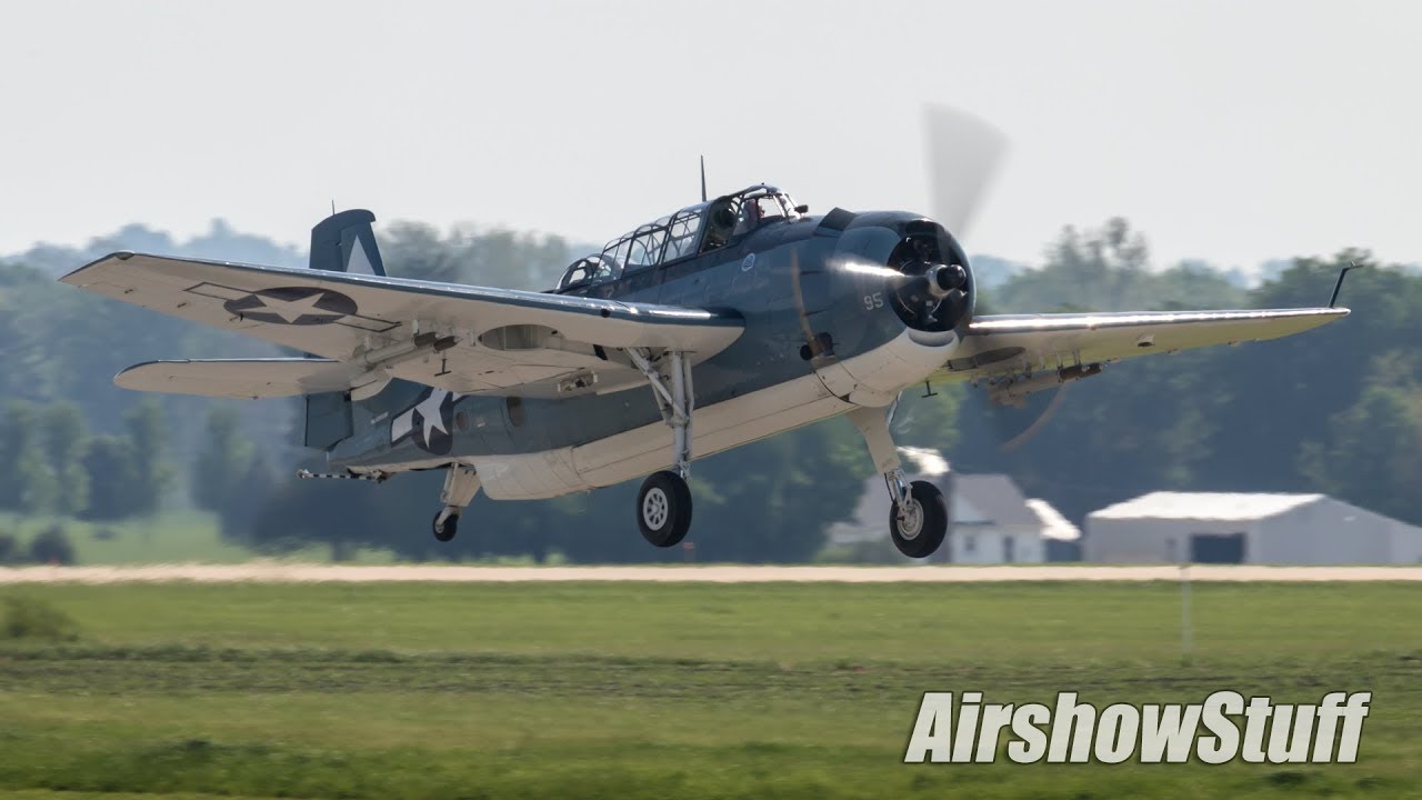 Mass TBM Avenger Takeoffs - TBM Gathering 2018