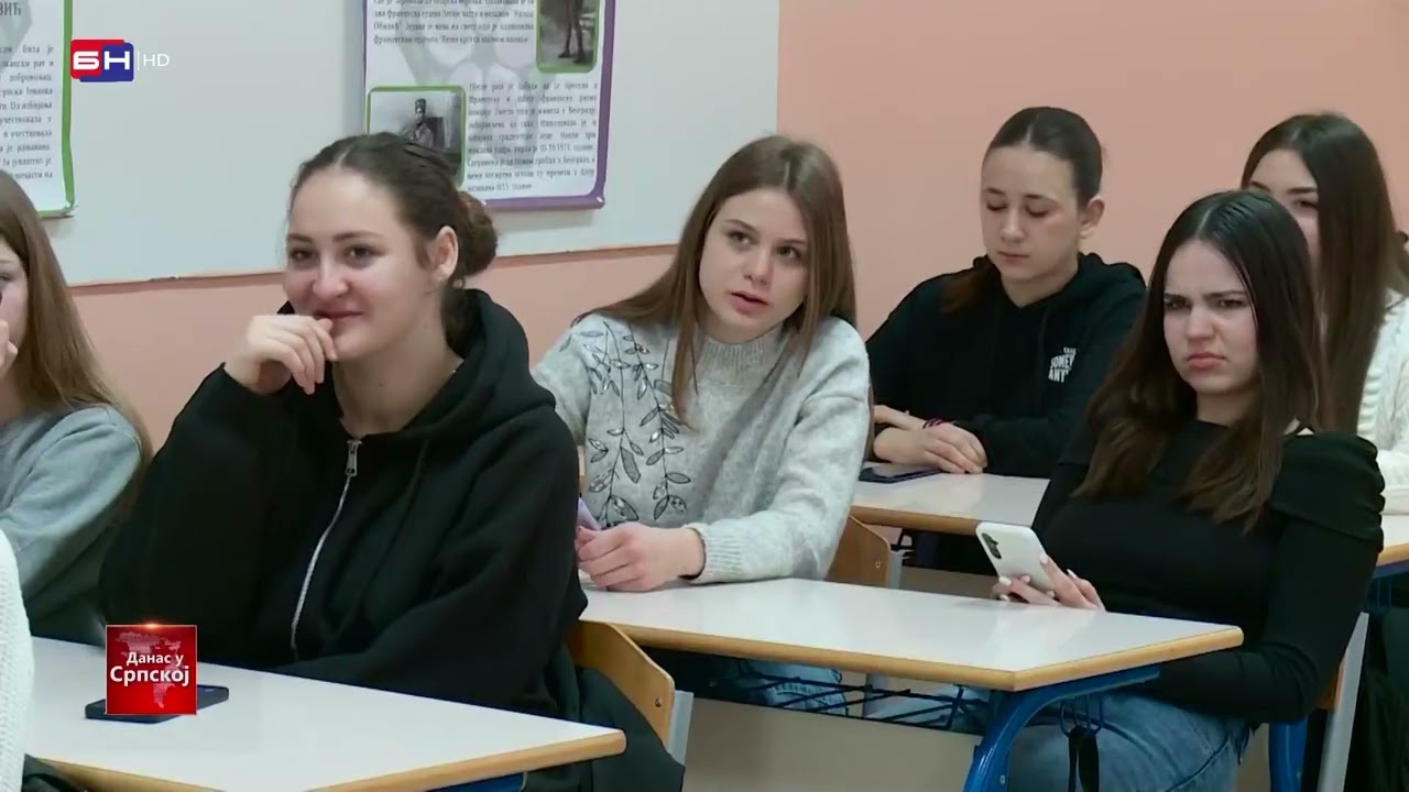 DANAS U SRPSKOJ: Upis u srednje škole u Doboju! Priča o 180 Tomosova motora u Višegradu!