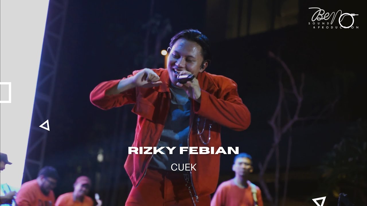RIZKY FEBIAN - CUEK LIVE !