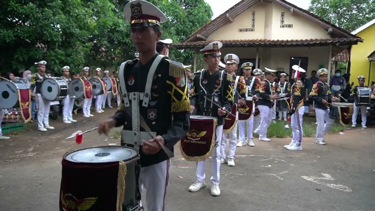 PART 1 || Atraksi Drumband CHONDRO di Kirab Wisuda TPQ Karangdadap