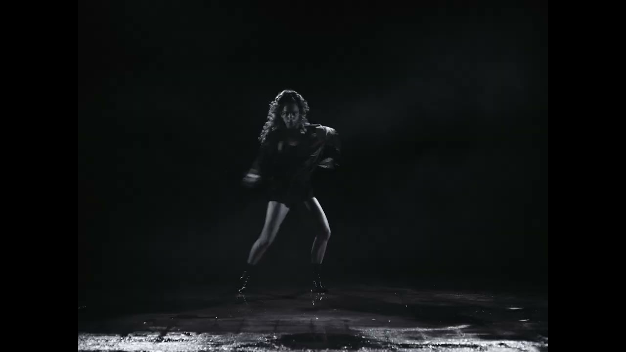 Benny Bellson - theclubrock music video
